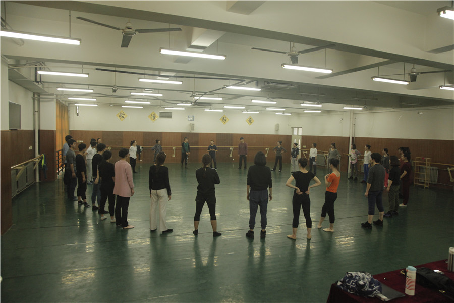 1458524292515434.jpg 舞蹈学院